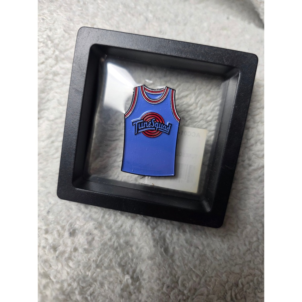 Space Jam Tune Squad Jersey Enamel Pin Blue Looney Tunes ACC01-PIN-388-N